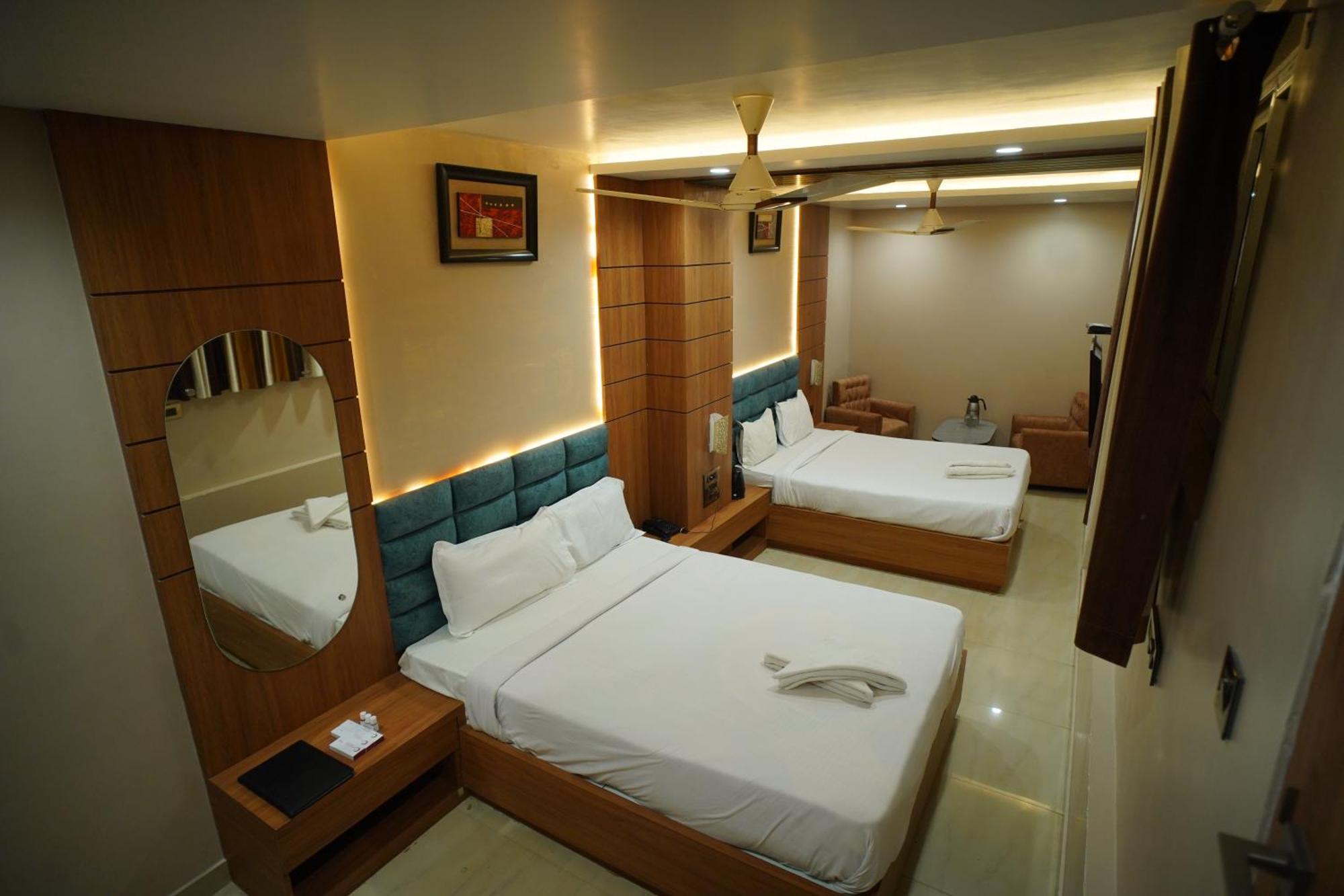 Hotel New Grand 德奥加尔 外观 照片