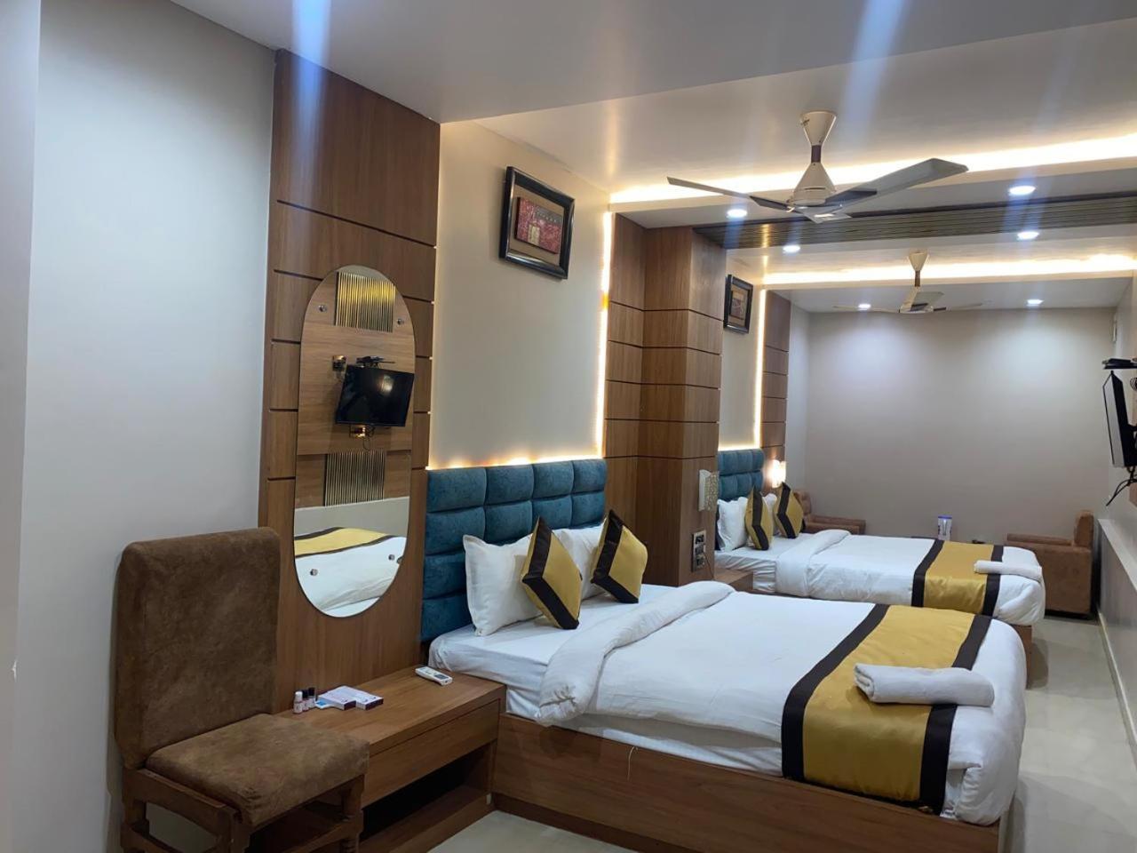 Hotel New Grand 德奥加尔 外观 照片