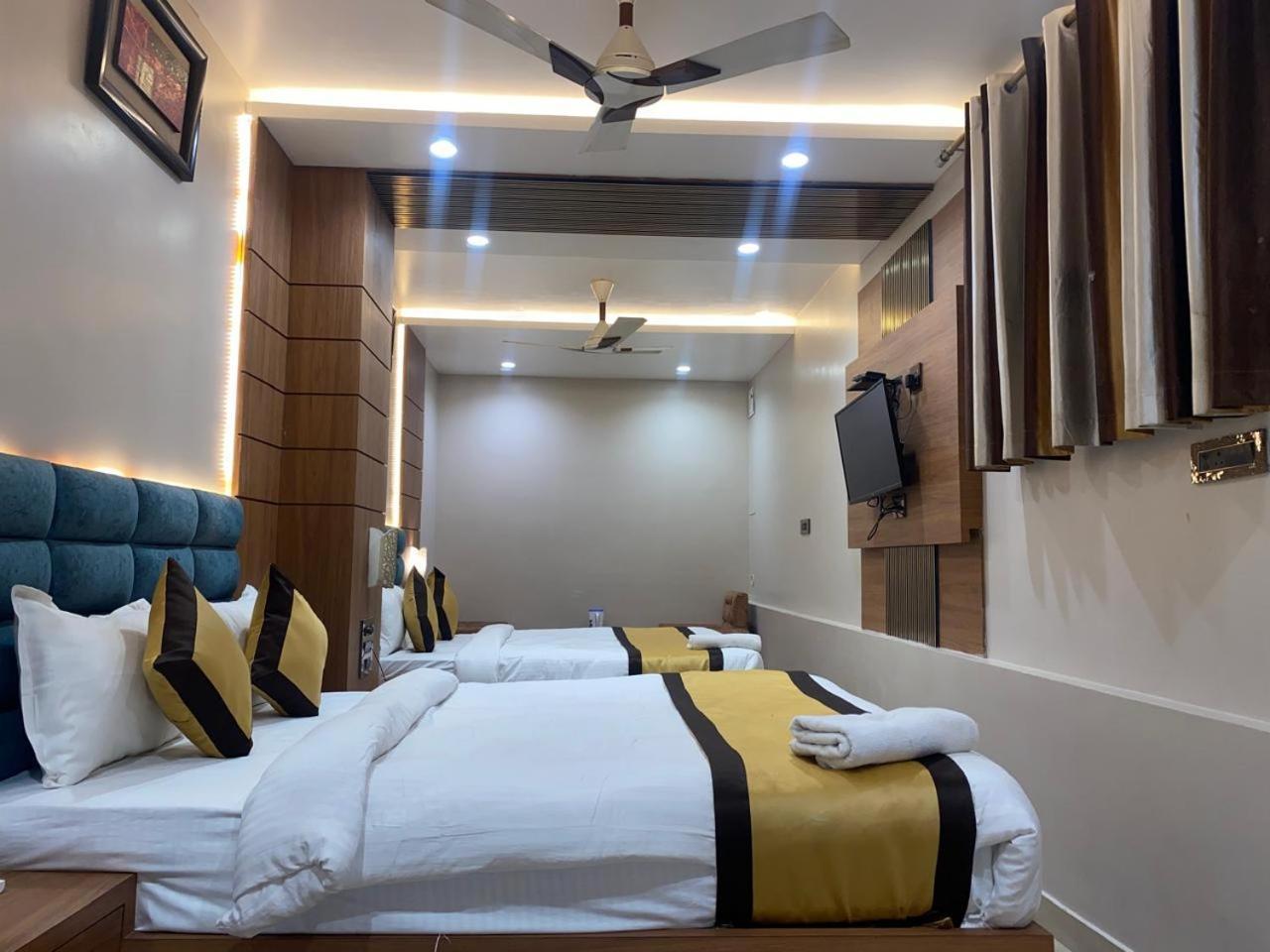 Hotel New Grand 德奥加尔 外观 照片