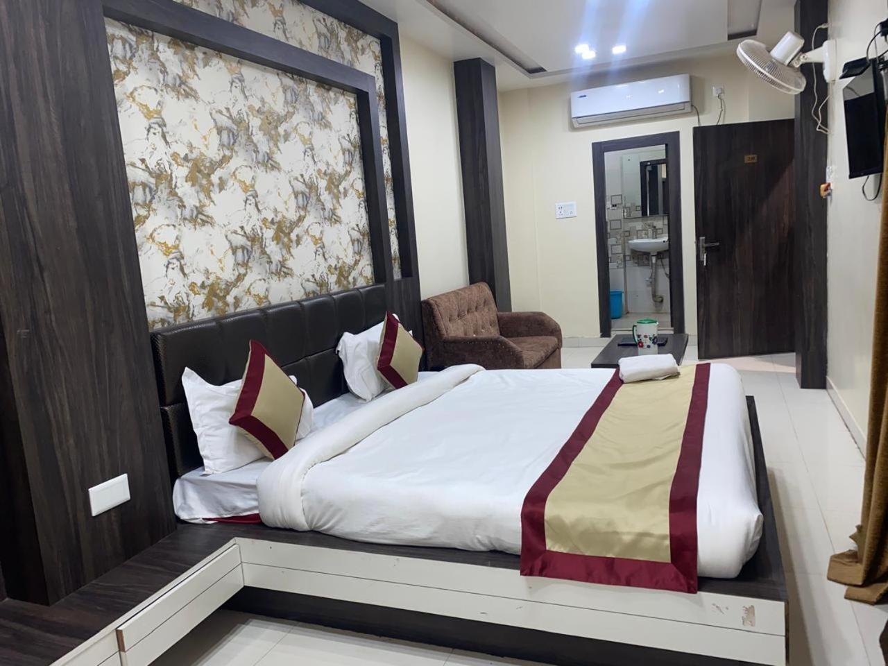Hotel New Grand 德奥加尔 外观 照片