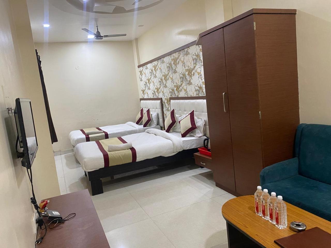 Hotel New Grand 德奥加尔 外观 照片