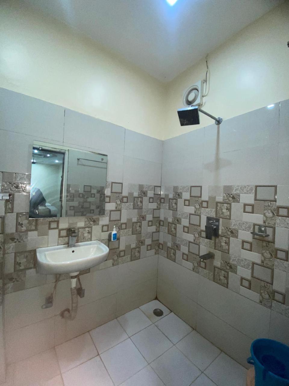 Hotel New Grand 德奥加尔 外观 照片